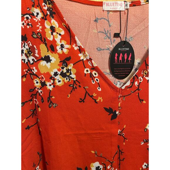 Bluetime Red Blouse with Flowers - Women’s size M - Picture 2 of 3